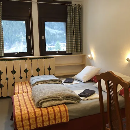 Alpenrose Albergue