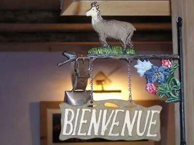 Alpenrose بيت شباب